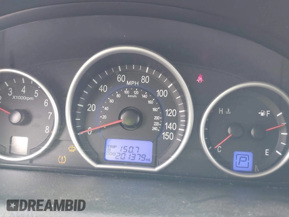 2012 Hyundai Veracruz Limited with VIN KM8NU4CC3CU192174, listed as a IAAI auction lot 42312174 with 201,379 mi miles and . Bid and sale history available at DreamBid. Image 7.