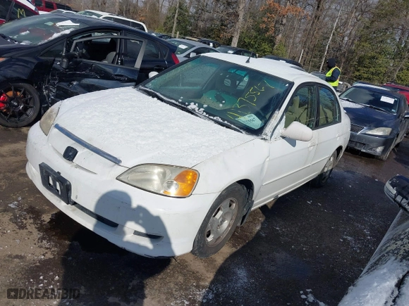 2003 Honda Civic Hybrid with VIN JHMES95643S005985, listed as a IAAI auction lot 41375567 with 252,651 mi miles. Bid and sale history available at carsss.com. Image 17.