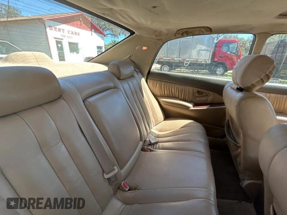 2000 Mitsubishi Diamante LS z VIN 6MMAP67P4YT001142, wystawiony jako Copart lot #49667135 z przebiegiem 243 861 mil mil oraz Tytuł czysty. Historia ofert i sprzedaży dostępna na DreamBid. Obrazek 6.