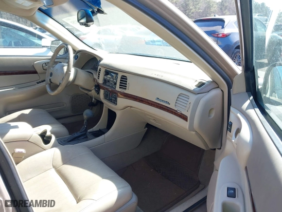 2001 Chevrolet Impala LS with VIN 2G1WH55K119294518, listed as a IAAI auction lot 41643751 with 285,948 mi miles. Bid and sale history available at carsss.com. Image 5.