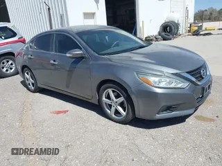 2017 Nissan Altima SL z VIN 1N4AL3AP7HC209518, wystawiony jako IAAI lot #41798862 z przebiegiem 121 907 mil mil oraz . Historia ofert i sprzedaży dostępna na DreamBid. Obrazek 1.