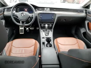 2020 Volkswagen Arteon SEL с VIN WVWCR7AN9LE014685, выставлен на аукционе Copart как лот 39875973 с пробегом 14 721 миль миль и . История ставок и продаж доступна на DreamBid. Изображение 8.