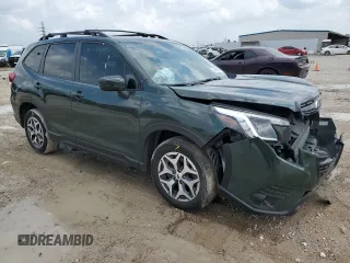 2022 Subaru Forester Premium with VIN JF2SKAEC0NH476996, listed as a Copart auction lot 54122945 with 43,108 mi miles and Salvage title. Bid and sale history available at DreamBid. Image 4.