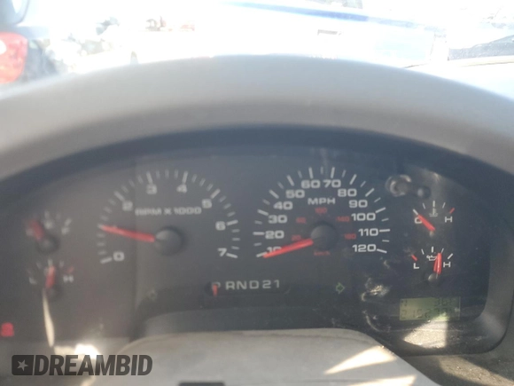 2004 Ford F-150 XL with VIN 1FTRF12W94NC39665, listed as a Copart auction lot 45469065 with 215,278 mi miles and Clean Title. Bid and sale history available at carsss.com. Image 9.
