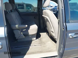 2001 Dodge Caravan Sport with VIN 2B4GP44351R298698, listed as a IAAI auction lot 42035781 with 203,496 mi miles and . Bid and sale history available at DreamBid. Image 8.