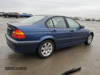 2004 BMW 3 Series 325i with VIN WBAET37434NJ46535, listed as a Copart auction lot 84234724 with 216,105 mi miles and Salvage Title. Bid and sale history available at carsss.com. Image 3.