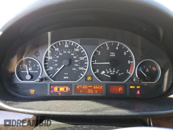 2003 BMW 3 Series 330xi with VIN WBAEW53433PG22202, listed as a Copart auction lot 83300654 with 127,120 mi miles and Salvage Title. Bid and sale history available at carsss.com. Image 9.
