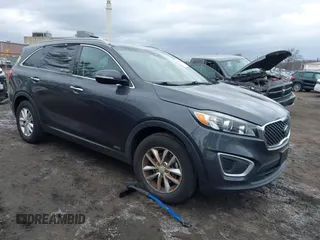 2018 Kia Sorento LX with VIN 5XYPGDA3XJG339502, listed as a IAAI auction lot 41724461 with 58,849 mi miles. Bid and sale history available at carsss.com. Image 1.