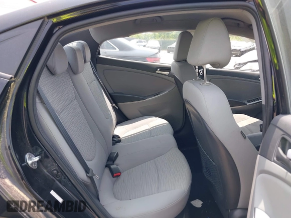 2017 Hyundai Accent SE z VIN KMHCT4AE1HU342868, wystawiony jako IAAI lot #42403205 z przebiegiem 54 890 mil mil oraz . Historia ofert i sprzedaży dostępna na DreamBid. Obrazek 8.