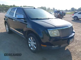 2007 Lincoln MKX with VIN 2LMDU88CX7BJ20402, listed as a IAAI auction lot 39746977 with 104,275 mi miles and . Bid and sale history available at DreamBid. Image 1.