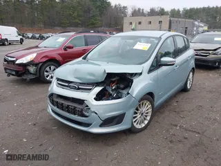 2013 Ford C-Max Hybrid SE with VIN 1FADP5AU6DL502940, listed as a IAAI auction lot 41918326 with 92,263 mi miles. Bid and sale history available at carsss.com. Image 17.