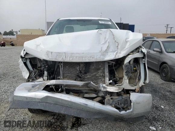 2017 Ford F-250 XL with VIN 1FTBF2A6XHEE32955, listed as a Copart auction lot 43188895 with 170,418 mi miles and Salvage title. Bid and sale history available at DreamBid. Image 5.