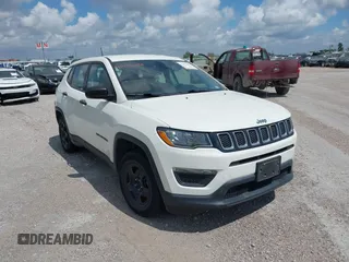 2018 Jeep Compass Sport z VIN 3C4NJCAB1JT151695, wystawiony jako IAAI lot #42475636 z przebiegiem 77 607 mil mil oraz . Historia ofert i sprzedaży dostępna na DreamBid. Obrazek 1.