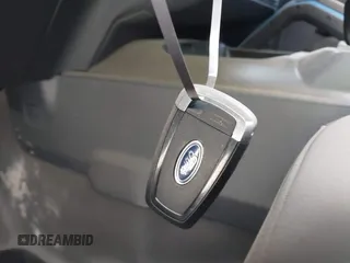 2022 Ford Bronco с VIN 1FMEE5DP8NLB10601, выставлен на аукционе IAAI как лот 37525258 с пробегом Не указан миль и . История ставок и продаж доступна на DreamBid. Изображение 11.