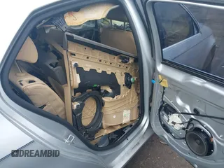 2010 Volkswagen Jetta TDI с VIN 3VWAL7AJ6AM082663, выставлен на аукционе IAAI как лот 42337155 с пробегом Не указан миль и . История ставок и продаж доступна на DreamBid. Изображение 8.