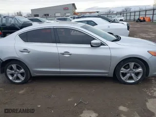 2014 Acura ILX with VIN 19VDE1F31EE001465, listed as a IAAI auction lot 41582312 with 131,753 mi miles. Bid and sale history available at carsss.com. Image 14.