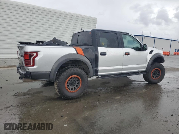 2017 Ford F-150 Raptor with VIN 1FTFW1RG7HFA26506, listed as a Copart auction lot 88686245 with 105,605 mi miles and Salvage Title. Bid and sale history available at carsss.com. Image 3.
