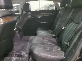 2024 Audi A8 z VIN WAULDAF88RN011314, wystawiony jako Copart lot #44944685 z przebiegiem 5 063 mil mil oraz Szkoda całkowita • Salvage title. Historia ofert i sprzedaży dostępna na DreamBid. Obrazek 10.