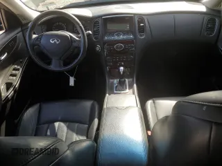 2016 Infiniti QX50 z VIN JN1BJ0RR4GM264769, wystawiony jako Copart lot #55454305 z przebiegiem 106 725 mil mil oraz Czysty tytuł • Clean title. Historia ofert i sprzedaży dostępna na DreamBid. Obrazek 8.