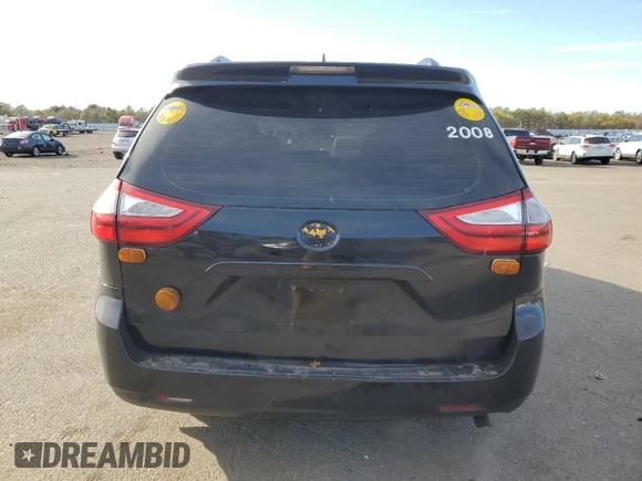 2018 Toyota Sienna XLE Auto Access Seat with VIN 5TDYZ3DC3JS945828, listed as a Copart auction lot 87716365 with 282,364 mi miles and Clean Title. Bid and sale history available at carsss.com. Image 6.