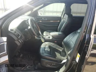 2018 Ford Explorer Platinum z VIN 1FM5K8HT7JGA51982, wystawiony jako Copart lot #57601575 z przebiegiem 126 400 mil mil oraz Szkoda całkowita • Salvage title. Historia ofert i sprzedaży dostępna na DreamBid. Obrazek 7.