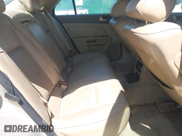 2008 Cadillac STS RWD with VIN 1G6DW67V780153199, listed as a IAAI auction lot 42058808 with 164,961 mi miles and . Bid and sale history available at DreamBid. Image 8.
