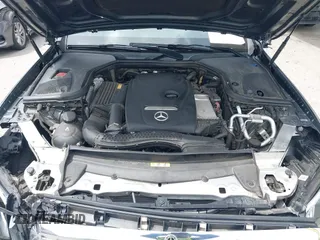 2018 Mercedes-Benz E-Class E 300 with VIN WDDZF4JB3JA409950, listed as a IAAI auction lot 42032598 with 44,381 mi miles. Bid and sale history available at carsss.com. Image 10.