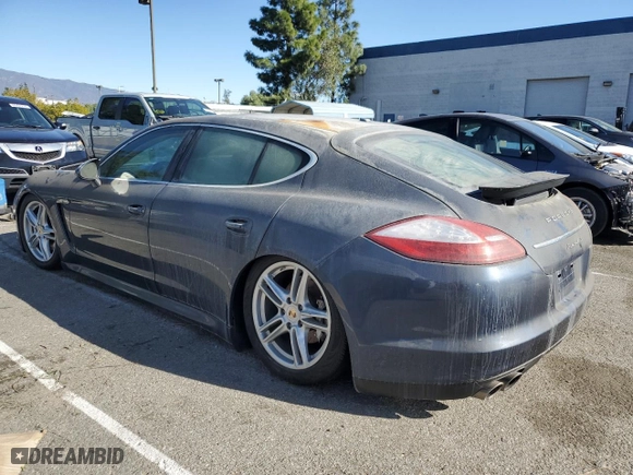 2011 Porsche Panamera S with VIN WP0AB2A73BL060653, listed as a Copart auction lot 82918904 with NaN miles and Clean Title. Bid and sale history available at carsss.com. Image 2.