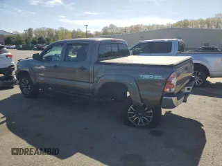 2013 Toyota Tacoma z VIN 3TMLU4EN2DM108944, wystawiony jako Copart lot #55143625 z przebiegiem 181 160 mil mil oraz Szkoda całkowita • Salvage title. Historia ofert i sprzedaży dostępna na DreamBid. Obrazek 2.
