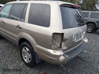 2004 Honda Pilot EX with VIN 2HKYF18694H538107, listed as a IAAI auction lot 41547655 with 254,755 mi miles. Bid and sale history available at carsss.com. Image 6.
