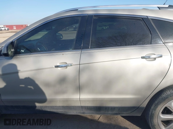 2014 Cadillac SRX Premium Collection with VIN 3GYFNDE37ES574109, listed as a IAAI auction lot 41770404 with 66,478 mi miles and . Bid and sale history available at DreamBid. Image 14.
