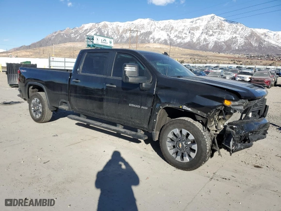 2021 Chevrolet Silverado 2500HD Custom with VIN 1GC4YME77MF218141, listed as a Copart auction lot 42325945 with 45,375 mi miles and Salvage Title. Bid and sale history available at carsss.com. Image 4.