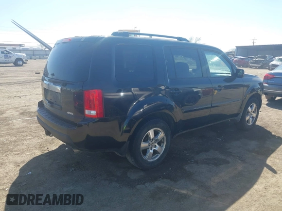 2011 Honda Pilot EX-L with VIN 5FNYF4H55BB039843, listed as a IAAI auction lot 41791186 with 126,737 mi miles. Bid and sale history available at carsss.com. Image 4.