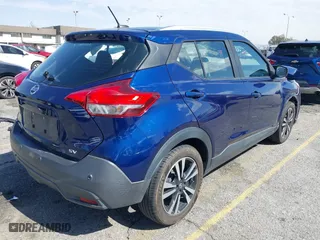 2020 Nissan Kicks SV with VIN 3N1CP5CV1LL501082, listed as a IAAI auction lot 41691787 with 81,753 mi miles. Bid and sale history available at carsss.com. Image 4.