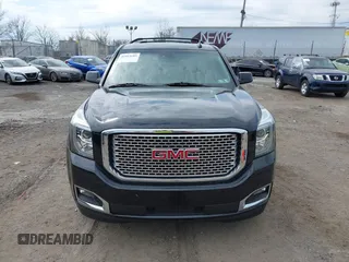 2016 GMC Yukon XL Denali with VIN 1GKS2HKJ8GR139858, listed as a IAAI auction lot 41915183 with 151,830 mi miles. Bid and sale history available at carsss.com. Image 13.