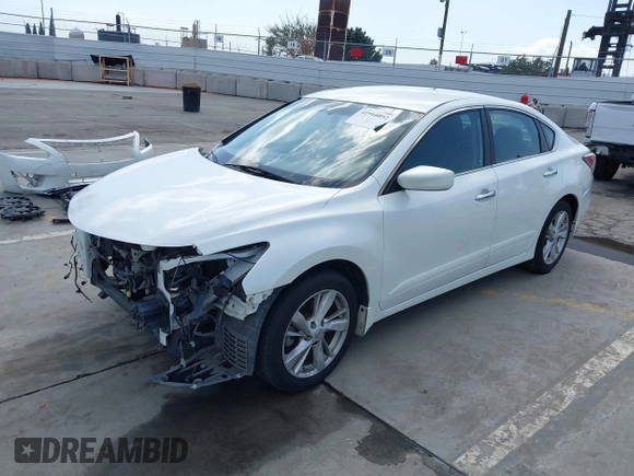 2014 Nissan Altima 2.5 S with VIN 1N4AL3AP7EC274865, listed as a IAAI auction lot 41916052 with 113,687 mi miles. Bid and sale history available at carsss.com. Image 21.