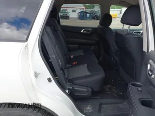 2018 Nissan Pathfinder SV with VIN 5N1DR2MM4JC664460, listed as a IAAI auction lot 42336424 with 116,203 mi miles and . Bid and sale history available at DreamBid. Image 8.
