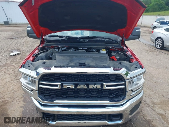 2024 Ram 2500 Tradesman with VIN 3C6UR5CL2RG235185, listed as a IAAI auction lot 42241146 with 11,312 mi miles and . Bid and sale history available at DreamBid. Image 10.