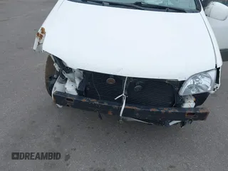 2001 Toyota Sienna LE with VIN 4T3ZF13C21U364354, listed as a IAAI auction lot 41991518 with 198,678 mi miles. Bid and sale history available at carsss.com. Image 6.
