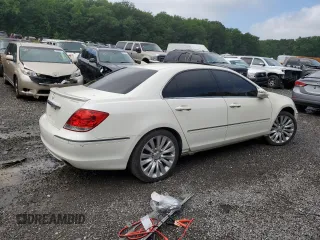2005 Acura RL with VIN JH4KB16595C009649, listed as a Copart auction lot 60784325 with 203,735 mi miles and Salvage title. Bid and sale history available at DreamBid. Image 3.