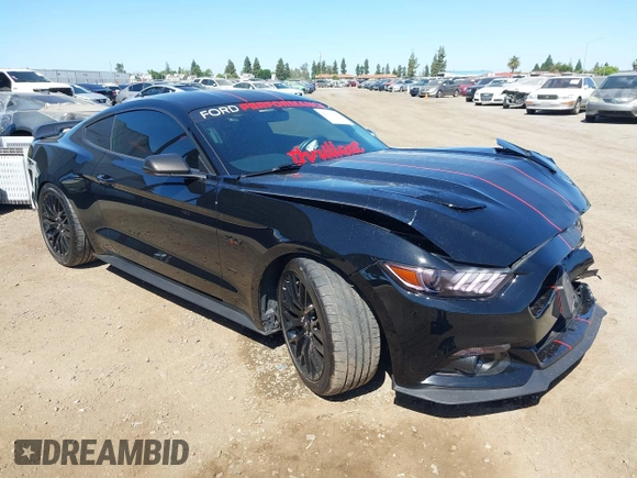 2017 Ford Mustang GT z VIN 1FA6P8CF6H5281648, wystawiony jako IAAI lot #42313382 z przebiegiem 26 574 mil mil oraz . Historia ofert i sprzedaży dostępna na DreamBid. Obrazek 1.