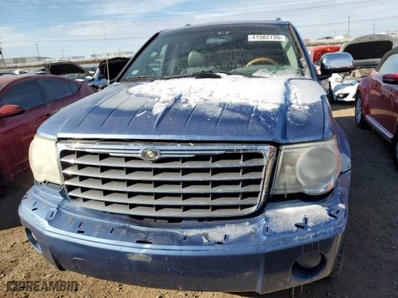 2007 Chrysler Aspen Limited with VIN 1A8HW58P67F511423, listed as a Copart auction lot 41582735 with 173,909 mi miles and Salvage Title. Bid and sale history available at carsss.com. Image 5.