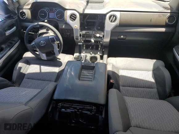2016 Toyota Tundra SR5 z VIN 5TFDW5F10GX562642, wystawiony jako Copart lot #53810075 z przebiegiem 135 792 mil mil oraz Szkoda całkowita • Salvage title. Historia ofert i sprzedaży dostępna na DreamBid. Obrazek 8.