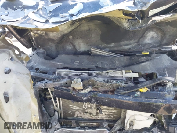2019 Ram 1500 Big Horn z VIN 1C6RREFT0KN785936, wystawiony jako IAAI lot #41724260 z przebiegiem 71 247 mil mil oraz . Historia ofert i sprzedaży dostępna na DreamBid. Obrazek 10.