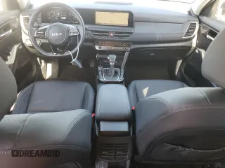 2024 Kia Seltos SX with VIN KNDETCA70R7600287, listed as a Copart auction lot 49093815 with 7,160 mi miles and Salvage title. Bid and sale history available at DreamBid. Image 8.