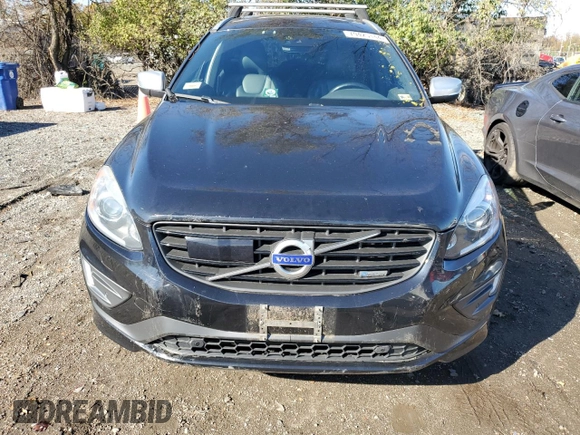 2015 Volvo XC60 T6 R-Design Platinum с VIN YV4902RS0F2671797, выставлен на аукционе Copart как лот 79425144 с пробегом 137 289 миль миль и Списание • Salvage title. История ставок и продаж доступна на DreamBid. Изображение 5.
