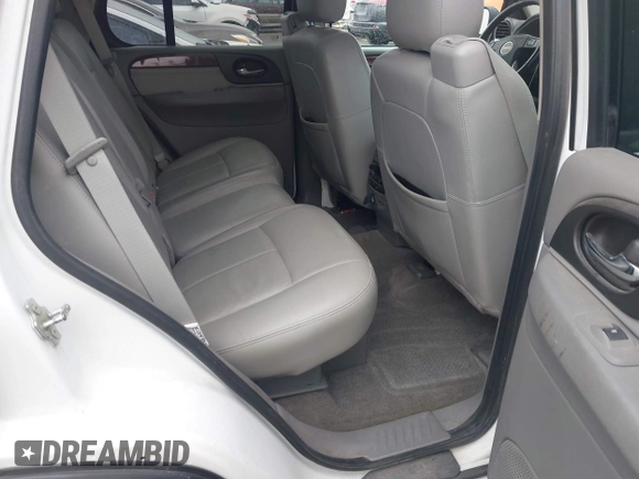2008 GMC Envoy SLE2 with VIN 1GKDT13S482144358, listed as a IAAI auction lot 41797841 with 123,287 mi miles. Bid and sale history available at carsss.com. Image 8.