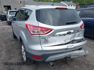 2013 Ford Escape SEL с VIN 1FMCU9H97DUC06371, выставлен на аукционе IAAI как лот 42255108 с пробегом 158 024 миль миль и . История ставок и продаж доступна на DreamBid. Изображение 3.