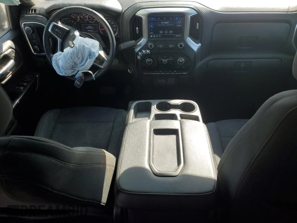 2020 Chevrolet Silverado 1500 LT with VIN 3GCUYDED2LG327240, listed as a Copart auction lot 53514135 with 142,062 mi miles and Salvage Title. Bid and sale history available at DreamBid. Image 8.