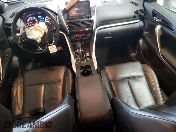 2022 Mitsubishi Eclipse Cross SE z VIN JA4ATWAA5NZ000384, wystawiony jako Copart lot #53619155 z przebiegiem 21 931 mil mil oraz Szkoda całkowita • Salvage title. Historia ofert i sprzedaży dostępna na DreamBid. Obrazek 8.